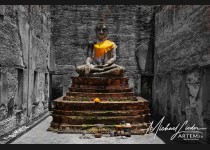 Buddha - Thailand Ayutthaya Wat Boroma Raan koloriert